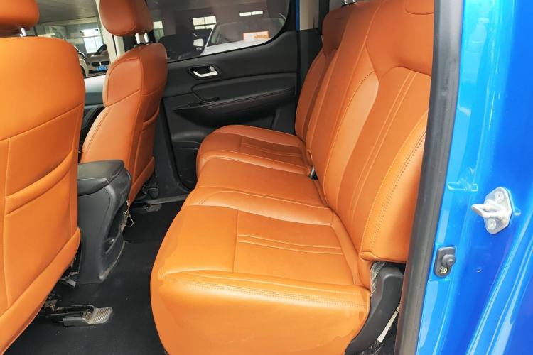 Used Foton General F9 2022 2.0T Diesel Automatic 2WD Enjoyment Version with Long Bed 4F20TC Interior 4