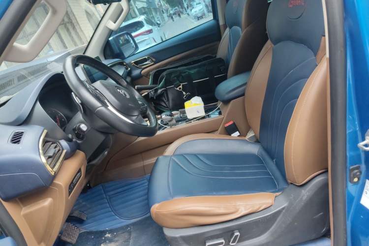 Used Foton General F9 2022 2.0T Diesel Automatic 4x4 Enjoyment Version Standard Cab 4F20TC Left Front Seat