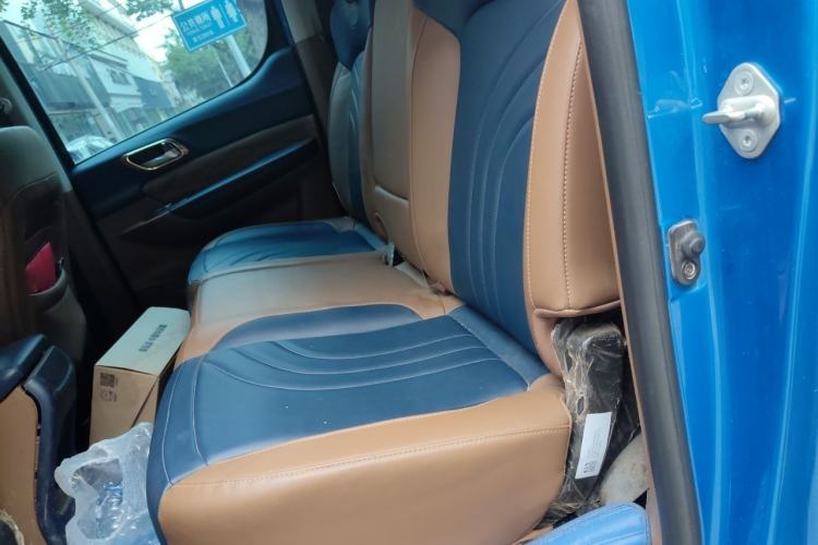 Used Foton General F9 2022 2.0T Diesel Automatic 4x4 Enjoyment Version Standard Cab 4F20TC Left Rear Seat