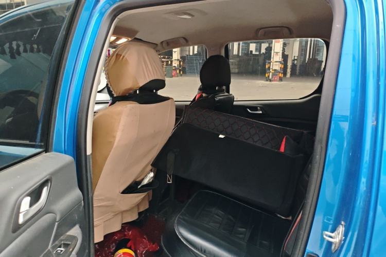 Used Foton General F9 2022 2.0T Diesel Manual 4x4 Enjoyment Version with Long Bed – 4F20TC Left Rear Seat