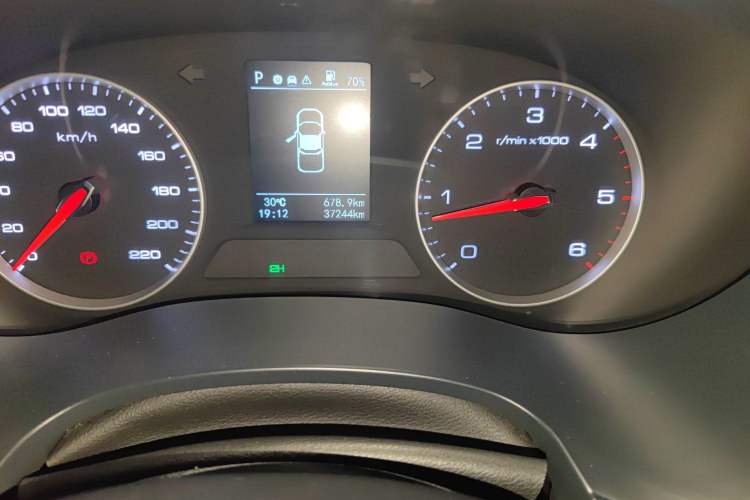 Used Foton General F9 2022 2.0T Diesel Automatic 4x4 Enjoyment Version Long Bed 4F20TC Odometer Close Up