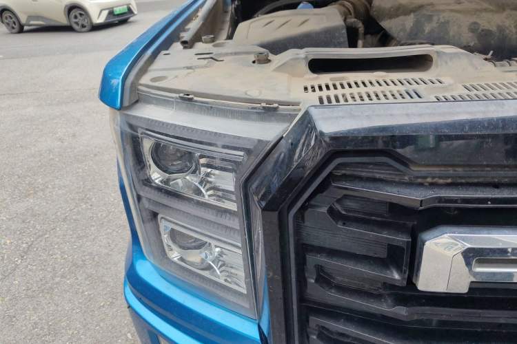Used Foton General F9 2022 2.0T Diesel Automatic 4x4 Enjoyment Version Standard Cab 4F20TC Right Front Headlight
