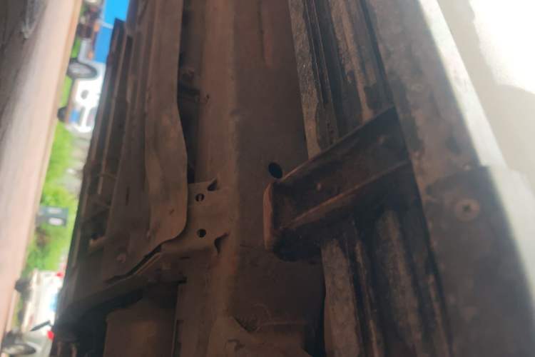Used Foton General F9  Chassis Front Right