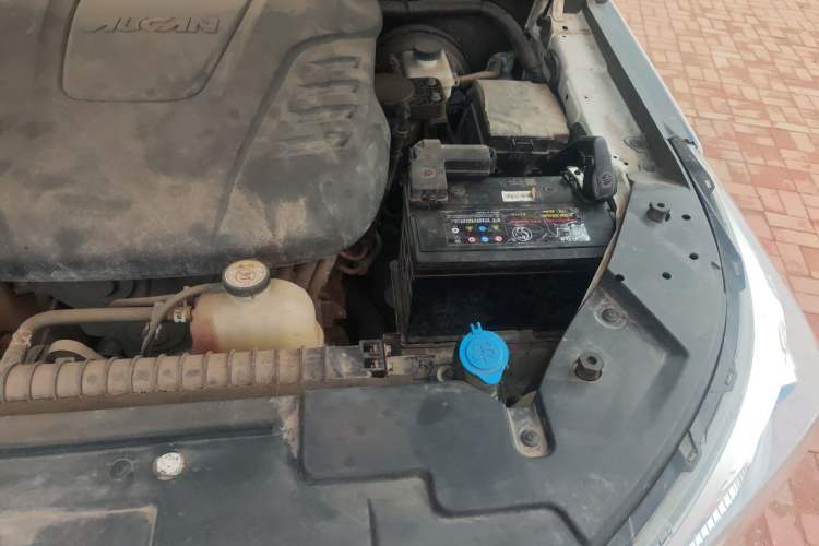 Used Foton General F9  Engine Bay Left