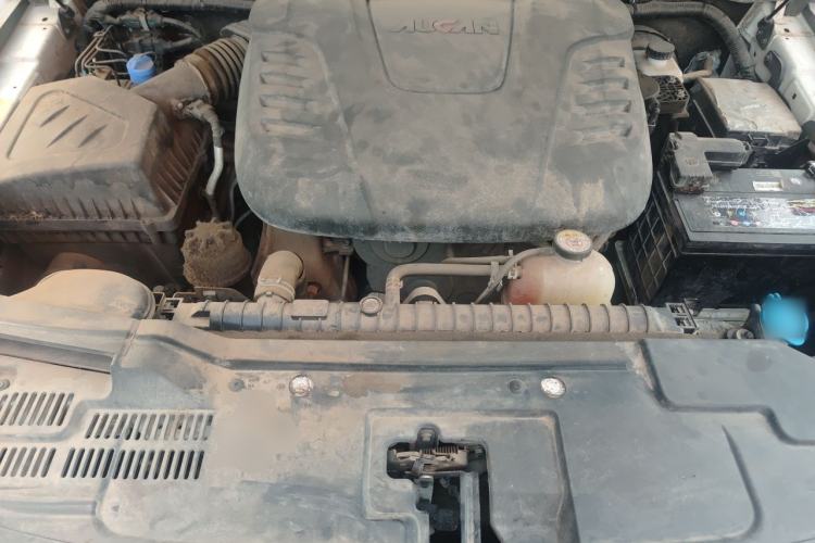 Used Foton General F9  Engine Bay