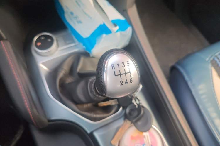 Used Foton General F9  Gear Lever