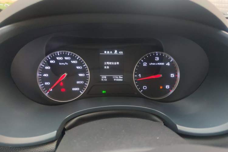 Used Foton General F9  Instrument Cluster