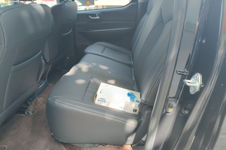 Used Foton General F9 2023 2.0T Diesel Automatic 4x4 Youth Luxury Long-Body Version 4F20TC Left Rear Seat