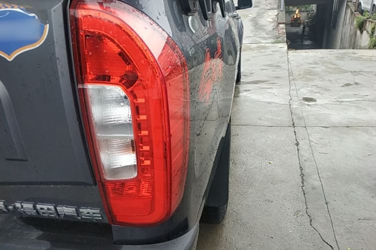 Used Foton General F9 2023 2.0T Diesel Manual 4x4 Youth Luxury Long-Body Version 4F20TC Right Rear Taillight