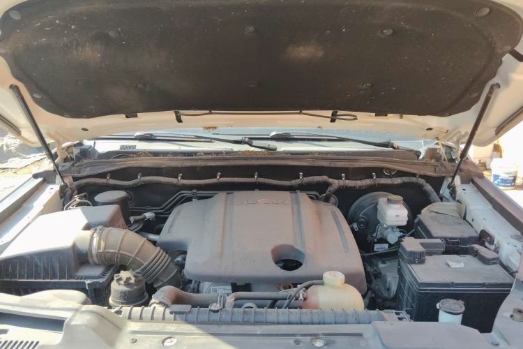 Used Foton General F9 SUV 2022 2.0T Gasoline Automatic Two-Wheel Drive Luxury Version Engine Bay