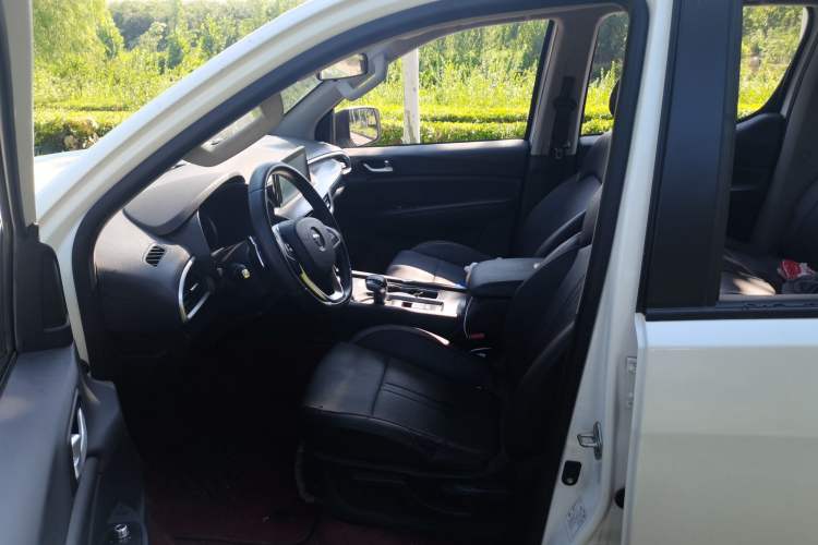 Used Foton General F9 SUV 2022 2.0T Gasoline Automatic Two-Wheel Drive Luxury Version Left Front Seat