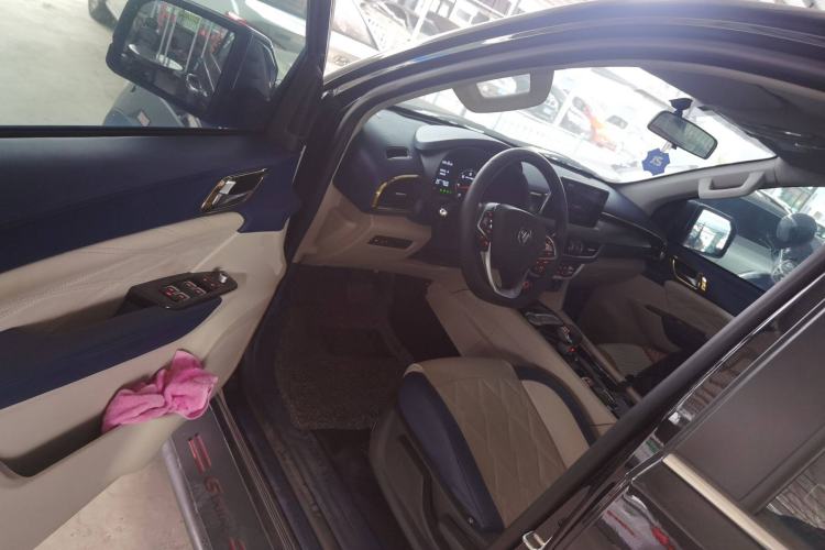 Used Foton General G7 2022 2.0T Diesel Automatic 2WD Enjoyment Version with Long Bed 4F20TC Interior 3