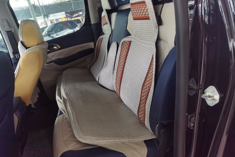 Used Foton General G7 2022 2.0T Diesel Automatic 2WD Enjoyment Version with Long Bed 4F20TC Interior 4