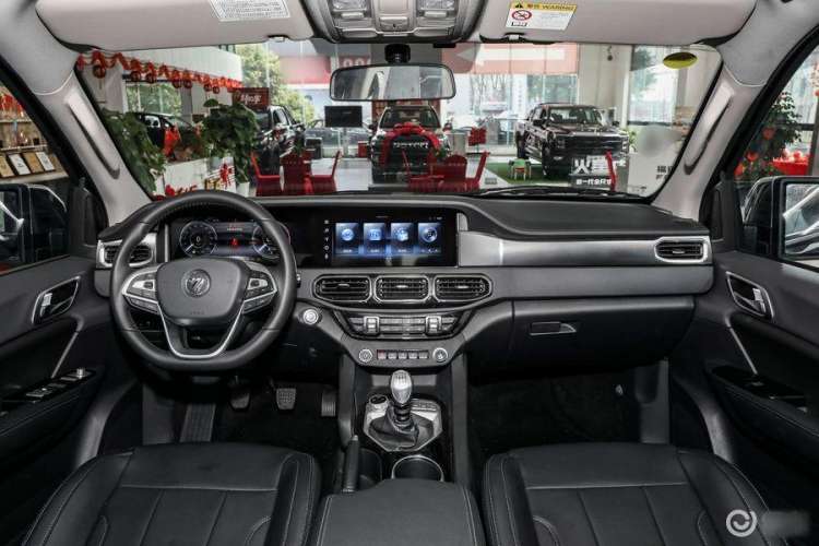 Used Foton General G9 2023 2.0T Armored Great General Automatic 4x4 Diesel Enjoyment Model Long Wheelbase 4F20TC Interior 2