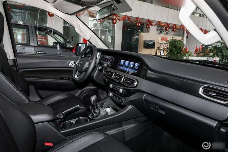 Used Foton General G9 2023 2.0T Armored Great General Automatic 4x4 Diesel Enjoyment Model Long Wheelbase 4F20TC Interior 4