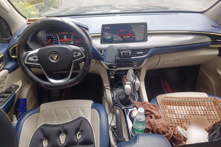 Used Foton General G9 2021 2.5T Armored Grand Commander Manual 4x4 Leisure Edition Premium Long-Box JE4D25Q6A Center Console