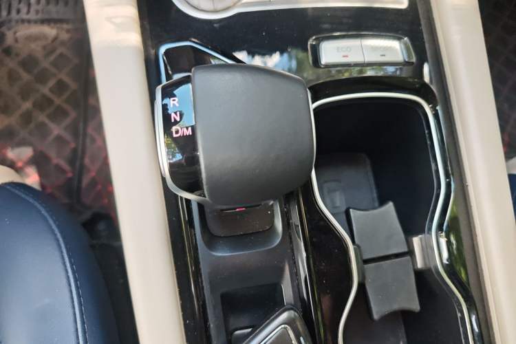 Used Foton General G9 2021 2.0T Armored Grand Commander Automatic 4x4 Leisure Edition Premium Standard Cab 4G20TI5 Gear Lever