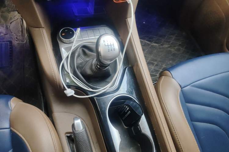Used Foton General G9 2021 2.0T Armored Great General Manual 4x4 Leisure Edition Enjoyment Version Long Bed 4F20TC Gear Lever