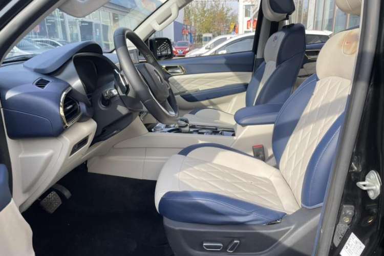 Used Foton General G9 2021 2.0T Field Commander Automatic 4x4 Sport Edition Premium Standard Cab 4G20TI5 Interior 4