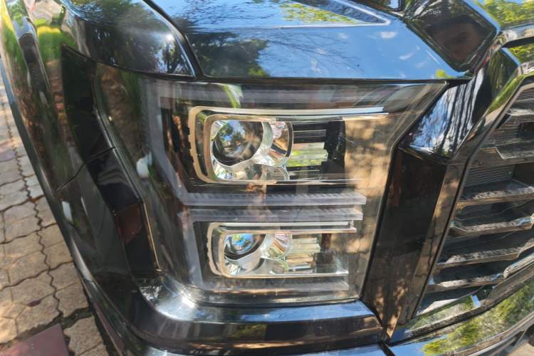 Used Foton General G9 2021 2.0T Armored Grand Commander Automatic 4x4 Leisure Edition Premium Standard Cab 4G20TI5 Right Front Headlight