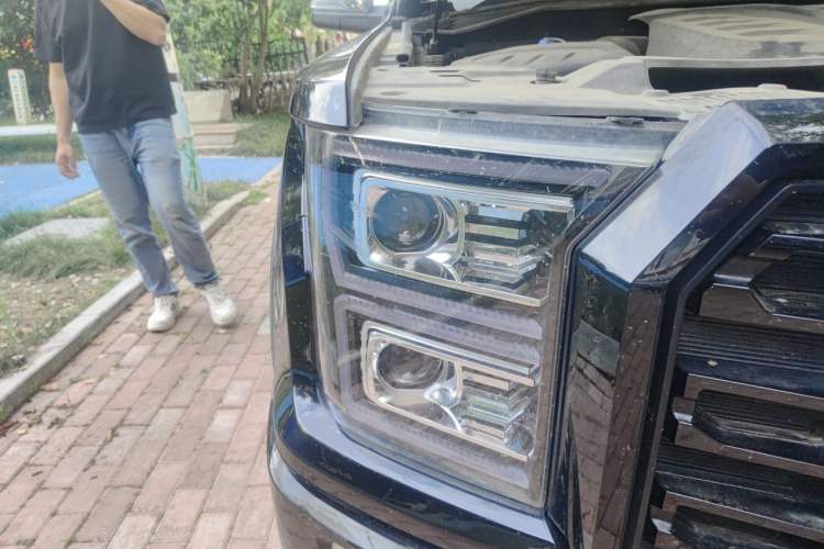 Used Foton General G9 2021 2.0T Armored Great General Manual 4x4 Leisure Edition Enjoyment Version Long Bed 4F20TC Right Front Headlight