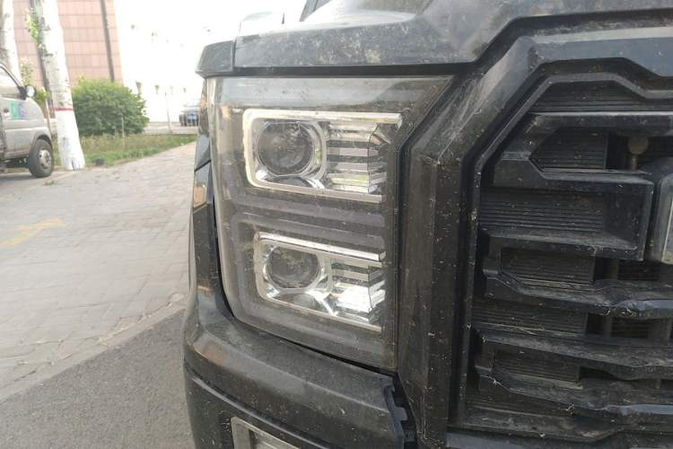 Used Foton General G9 2021 2.0T Armored Great General Manual 4x4 Leisure Edition Enjoyment Version Long Bed 4F20TC Right Front Headlight