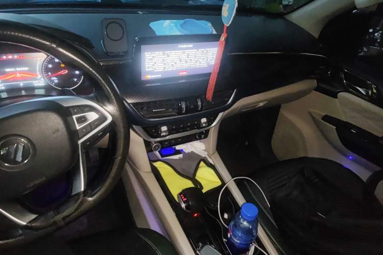 Used Foton General G9 2021 2.0T Armored Great General Automatic Two-Wheel Drive Leisure Edition Premium Version Standard Box 4G20TI5 Audio And AC Panel