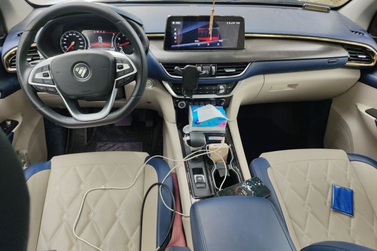 Used Foton General G9 2021 2.0T Field Commander Automatic 2WD Sport Edition Premium Version Standard Cab 4G20TI5 Center Console