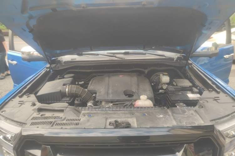 Used Foton General G9 2021 2.0T Armored Great General Automatic Two-Wheel Drive Leisure Edition Premium Version Standard Box 4G20TI5 Engine Bay