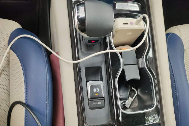 Used Foton General G9 2021 2.0T Field Commander Automatic 2WD Sport Edition Premium Version Standard Cab 4G20TI5 Gear Lever