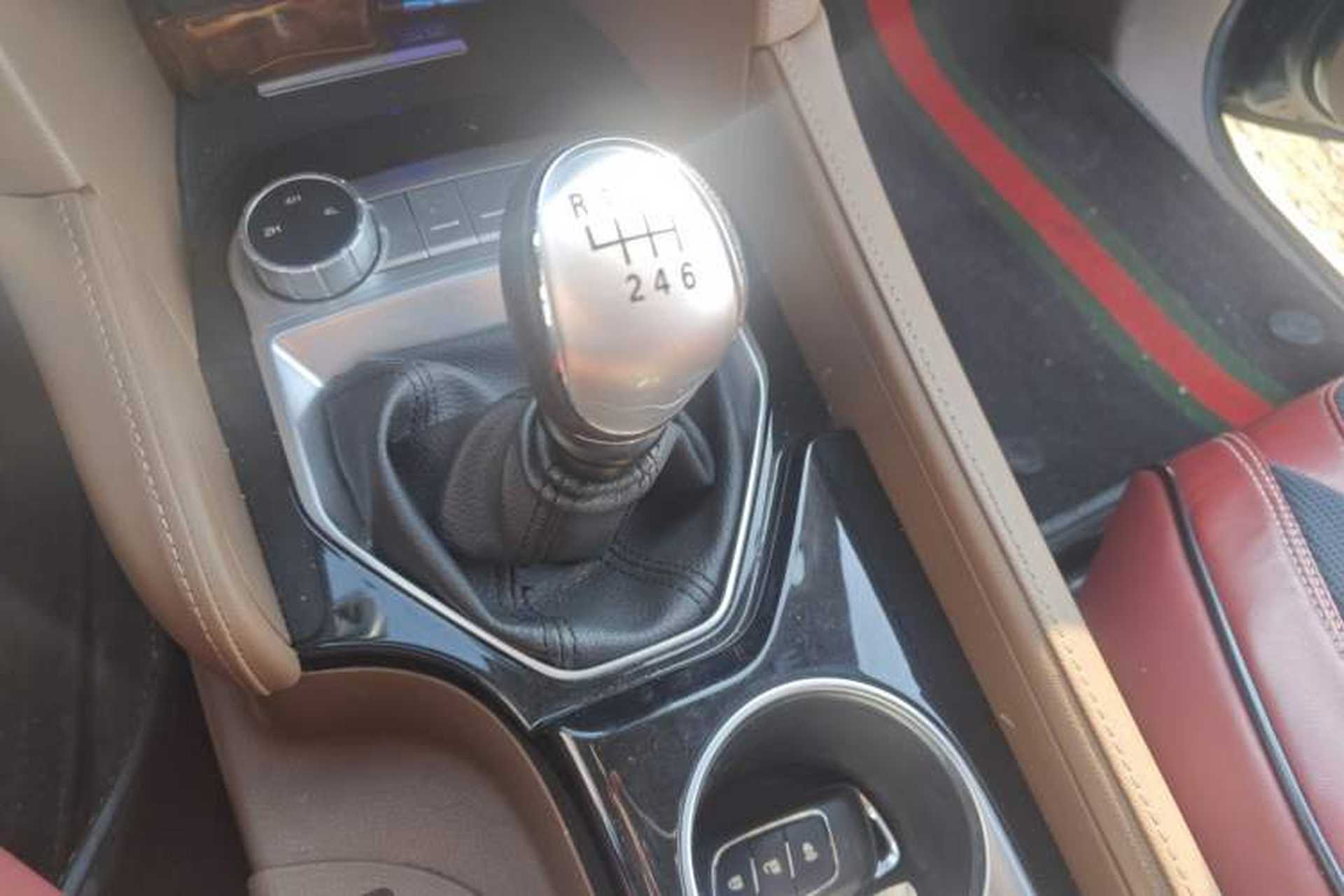 Used Foton General G9 2021 2.0T Armored Great General Manual 4x4 Leisure Edition Enjoyment Version Long Bed 4F20TC Gear Lever