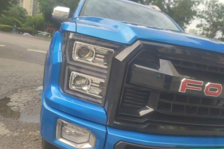 Used Foton General G9 2021 2.0T Armored Great General Automatic Two-Wheel Drive Leisure Edition Premium Version Standard Box 4G20TI5 Right Front Headlight
