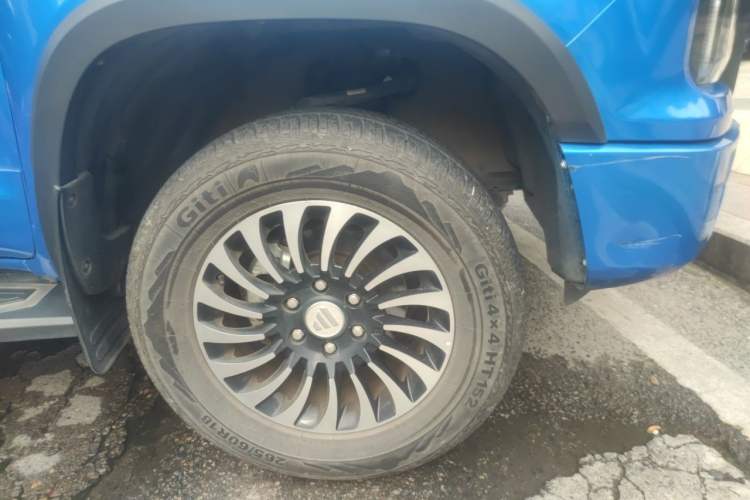 Used Foton General G9 2021 2.0T Armored Great General Automatic Two-Wheel Drive Leisure Edition Premium Version Standard Box 4G20TI5 Right Front Wheel Hub