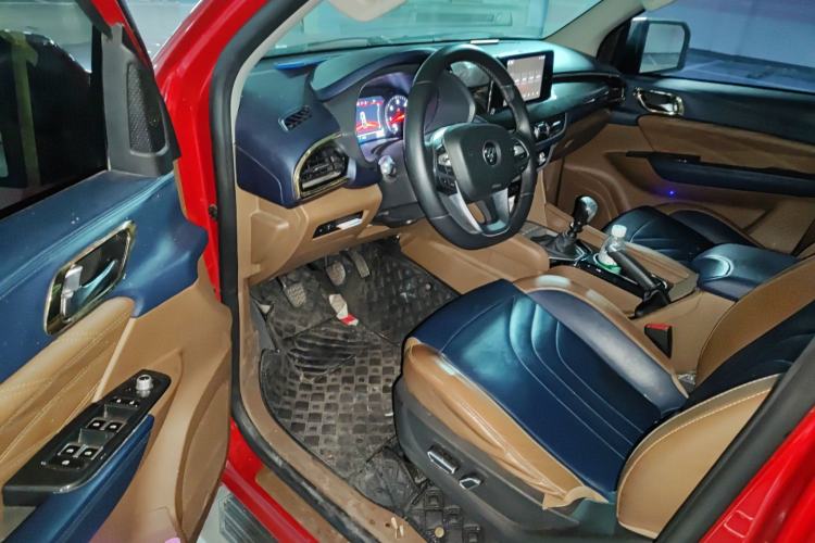 Used Foton General G9 2021 2.5T Armored Grand Commander Manual Two-Wheel Drive Leisure Edition Enjoyment Model with Long Bed JE4D25Q6A Driver Seat