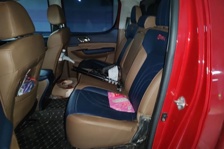 Used Foton General G9 2021 2.5T Armored Grand Commander Manual Two-Wheel Drive Leisure Edition Enjoyment Model with Long Bed JE4D25Q6A Left Rear Seat
