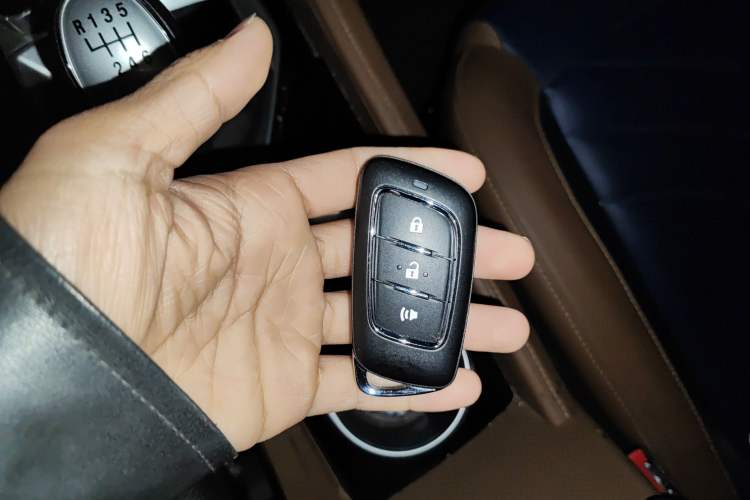 Used Foton General G9 2021 2.5T Armored Grand Commander Manual Two-Wheel Drive Leisure Edition Enjoyment Model with Long Bed JE4D25Q6A Vehicle Key
