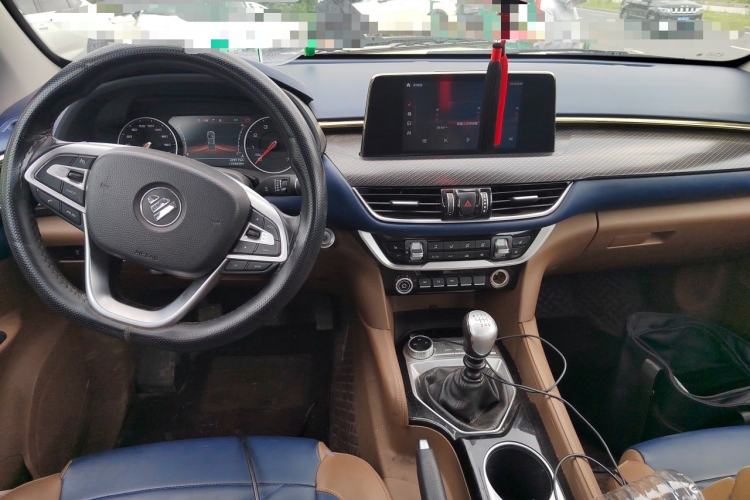 Used Foton General G9 2021 2.0T Armored Great General Manual 4x4 Leisure Edition Enjoyment Model Long Bed 4G20TI5 Center Console