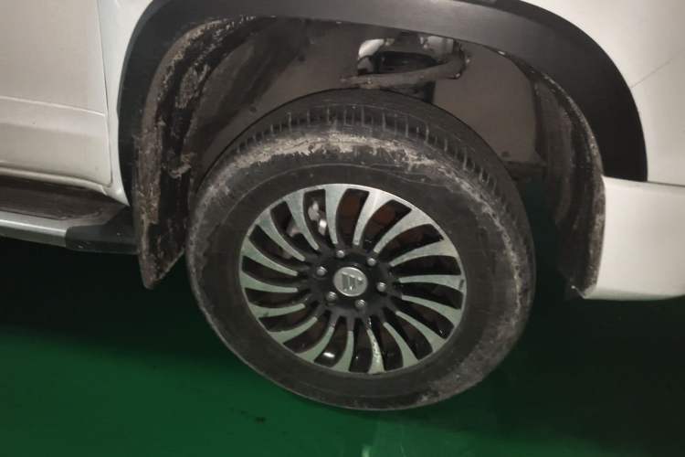 Used Foton General G9 2021 2.0T Field Commander Automatic 2WD Sport Edition Premium Version Standard Cab 4G20TI5 Right Front Wheel Hub