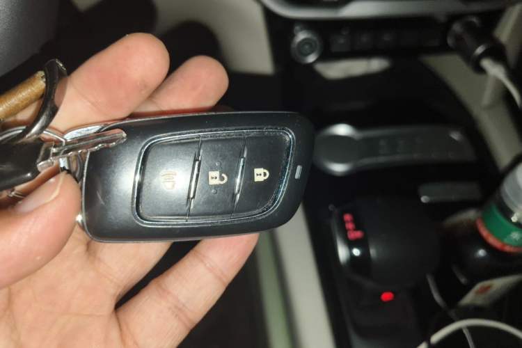 Used Foton General G9 2021 2.0T Field Commander Automatic 2WD Sport Edition Premium Version Standard Cab 4G20TI5 Vehicle Key