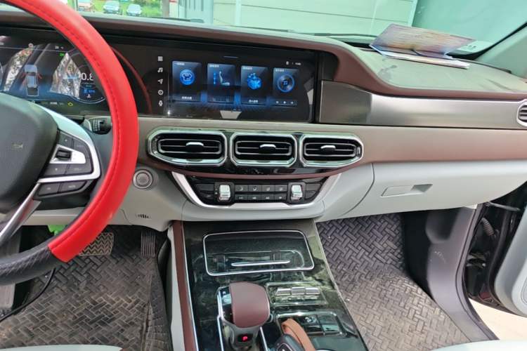 Used Foton General G9 2023 2.0T Armored Great General Automatic 4x4 Diesel Enjoyment Model Long Wheelbase 4F20TC Audio And AC Panel