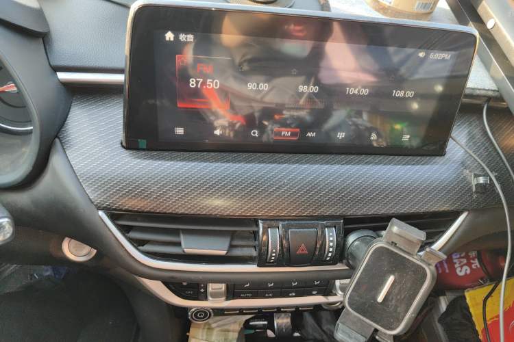 Used Foton General G9 SUV 2022 2.0T Gasoline Automatic 4x4 Luxury Edition Audio And AC Panel