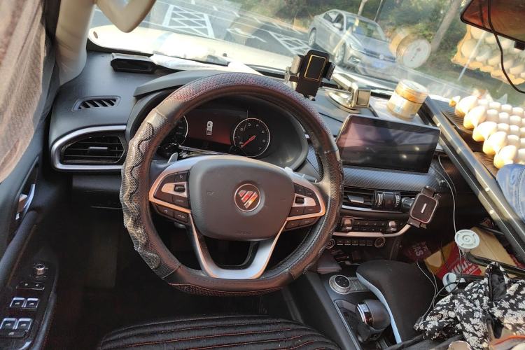 Used Foton General G9 SUV 2022 2.0T Gasoline Automatic 4x4 Luxury Edition Steering Wheel
