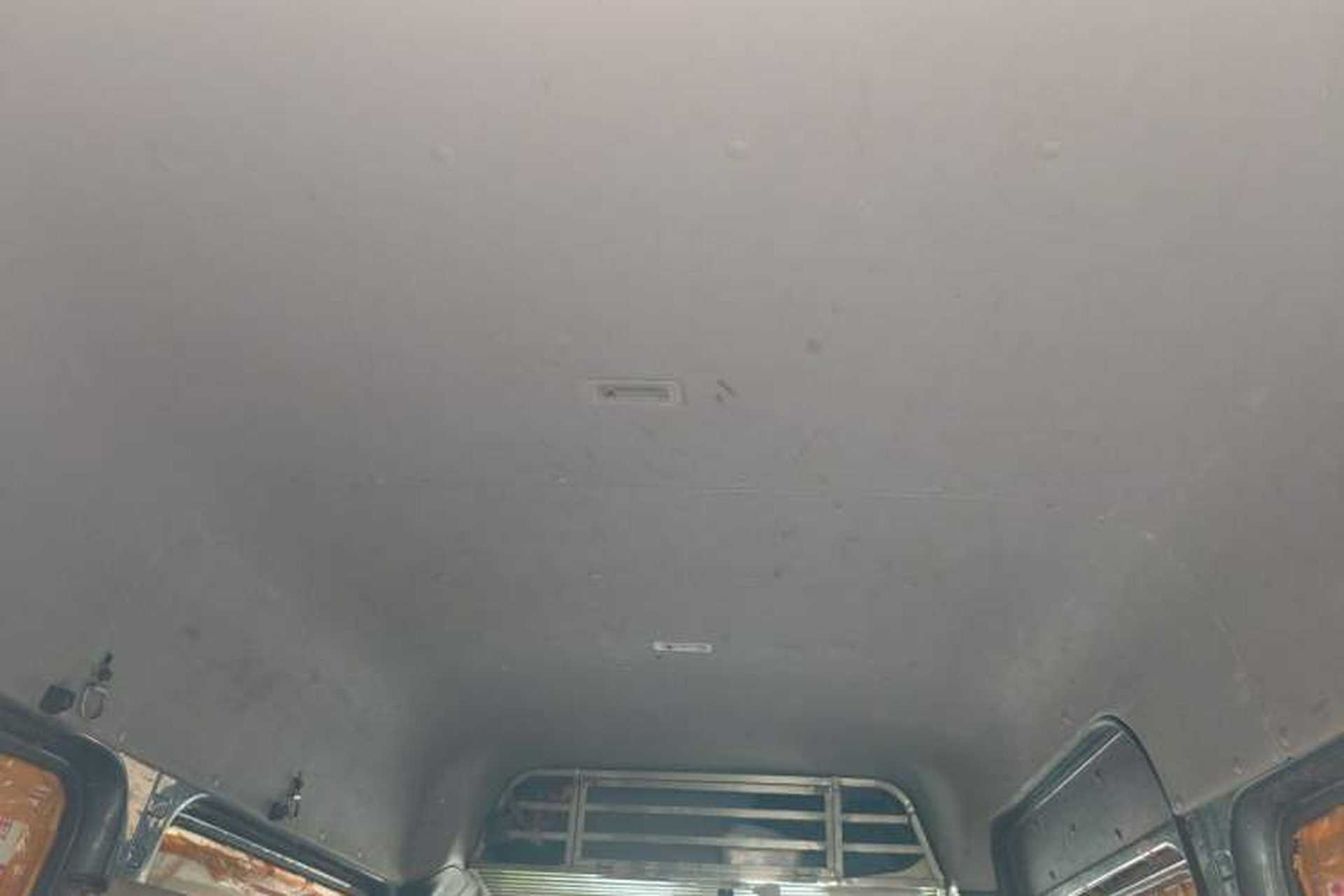 Used Foton Hi-VAN 2023 2.0T Manual Long-Wheelbase Mid-Height Rear Single Tire 7-Seater Headliner