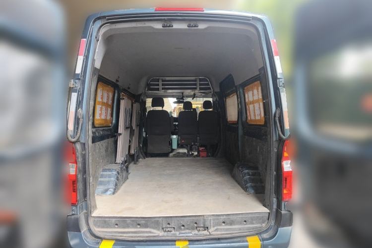 Used Foton Hi-VAN 2023 2.0T Manual Long-Wheelbase Mid-Height Rear Single Tire 7-Seater Trunk