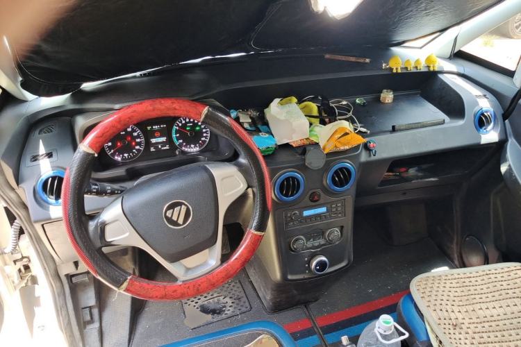 Used Foton Intelligent Blue Elf E5 2023 Pure Electric Van Flat Roof 2 Seats CATL 38.64 kWh Center Console