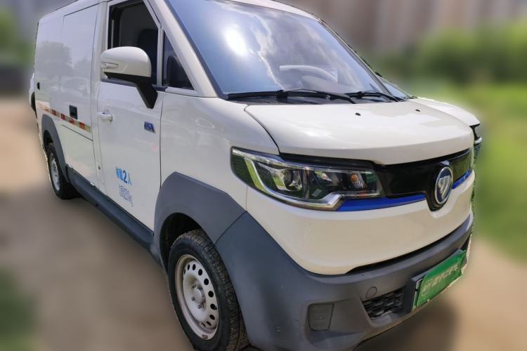 Used Foton Intelligent Blue Elf E5 2023 Pure Electric Van Flat Roof 2 Seats CATL 38.64 kWh Front Right 45 Deg