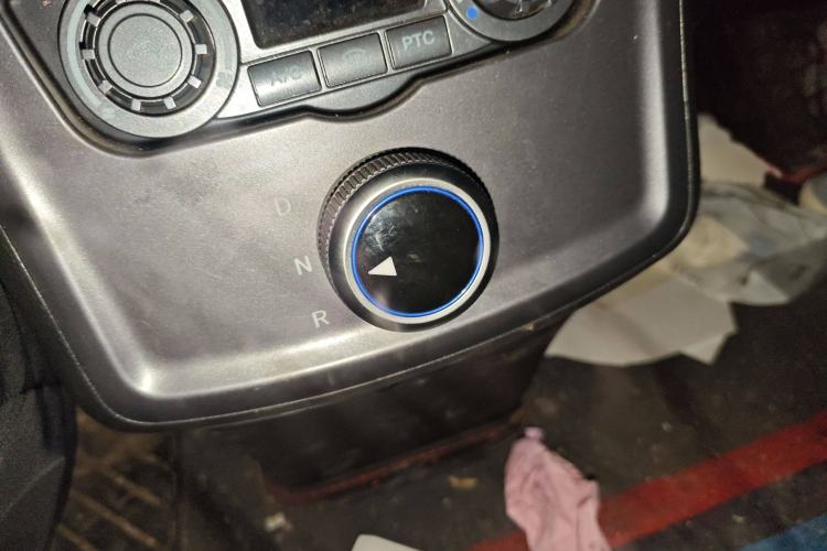 Used Foton Intelligent Blue Elf E5 2023 Pure Electric Van Flat Roof 2 Seats CATL 38.64 kWh Gear Lever