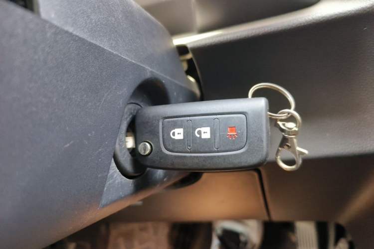 Used Foton Intelligent Blue Elf E5 2023 Pure Electric Van Flat Roof 2 Seats CATL 38.64 kWh Vehicle Key