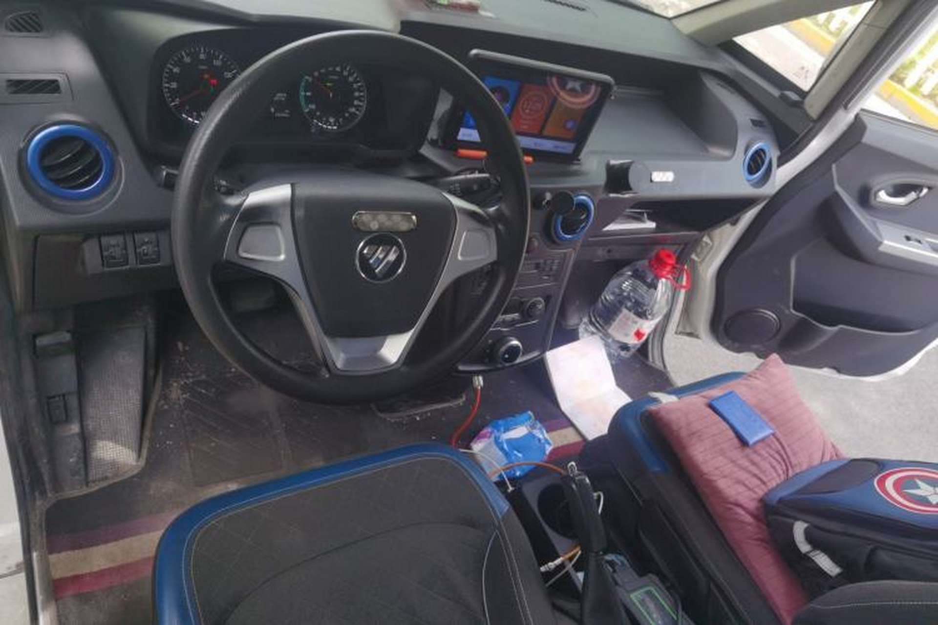 Used Foton Intelligent Blue Elf E7 2022 Standard Model 46.36 kWh Center Console