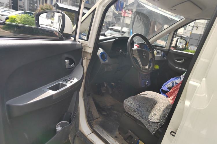 Used Foton Intelligent Blue Elf E7 2022 Standard Model 38.64 kWh Driver Seat